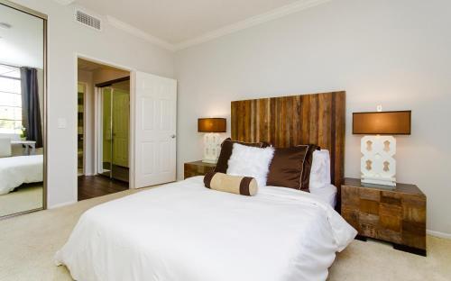 Apartamento Beverly Hills Adjacent 2-bedroom Penthouse