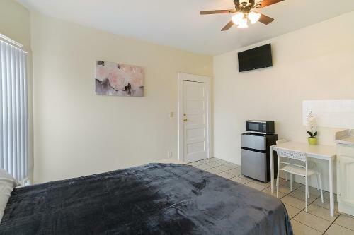 Albergue Pads On Pasadena Ave