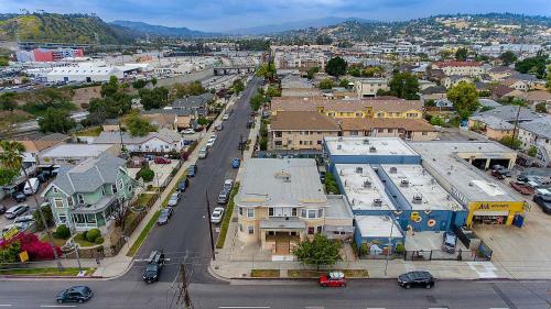 Albergue Pads On Pasadena Ave