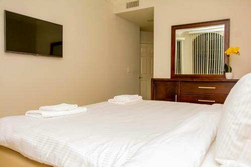 Apartamento Luxury Beverly Hills Condos