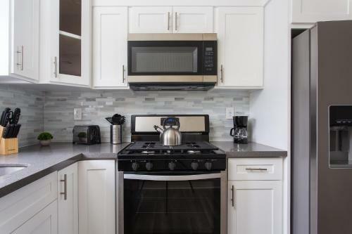 Apartamento Lux Townhome Suites Hwood
