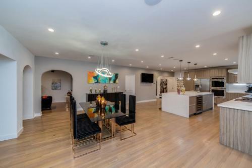 Beverly Hills/weho Modern 4bd With Heated Pool & Jacuzzi