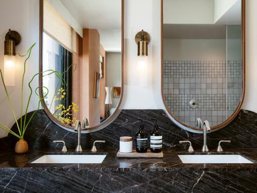 Hotel Downtown Los Angeles Proper