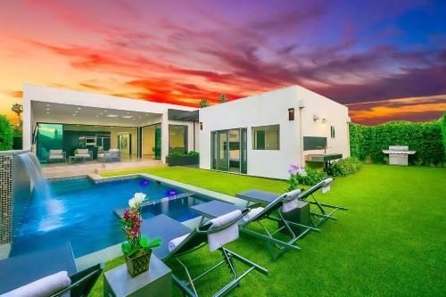 The Four Seasons Villa
