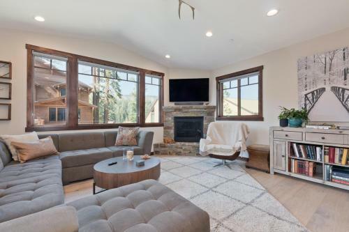 Mountainside 9