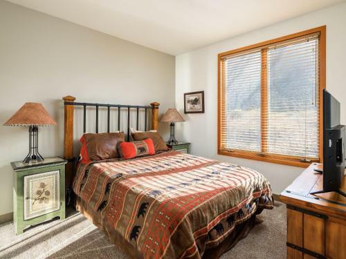 Apartamento Snowcreek V #749 Condo