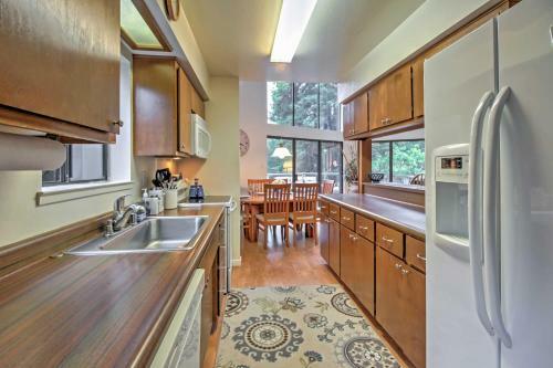 Creekside Chalet With Spa By Exclusive Irish Beach