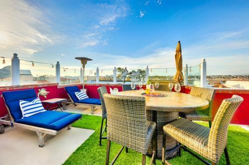Nb-1824c Rooftop Spa View