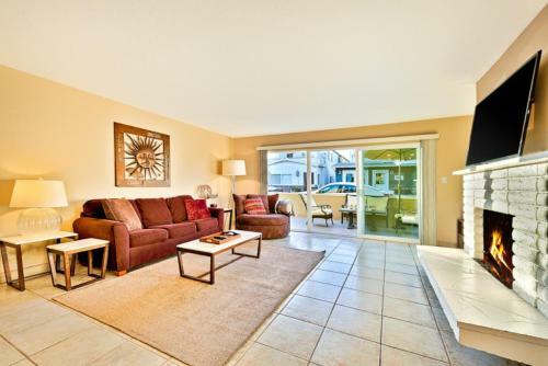 Nb-206a - Newport Beach Simplicity