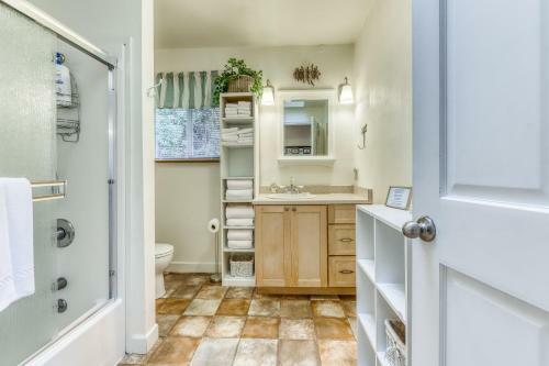 Prairie Beach Home