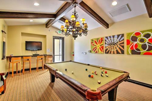Magnificent Palm Desert Retreat With Mountain Views!