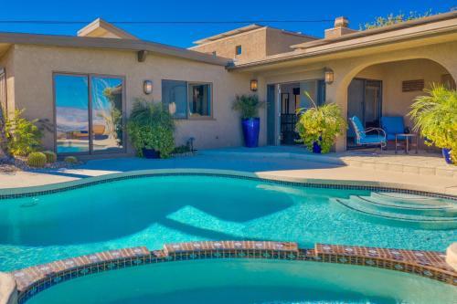New Listing! Valley-view ?cliff House? W/pool, Spa Home