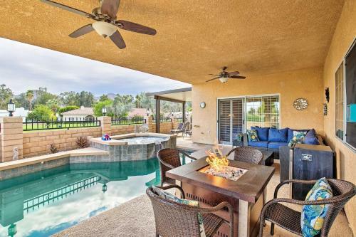 Upscale Home With Private Pool And Theater Room!