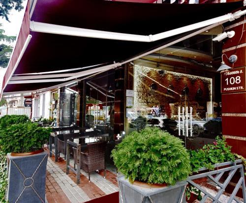 Antika Hotel
