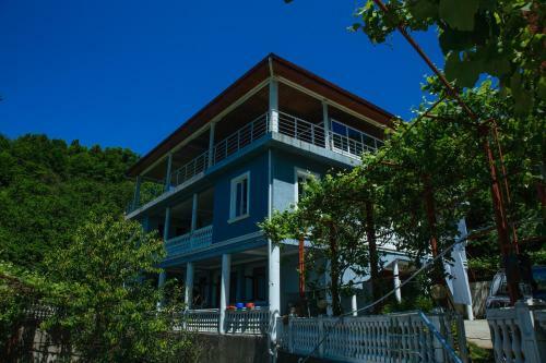 Hostal Gonio Guest House