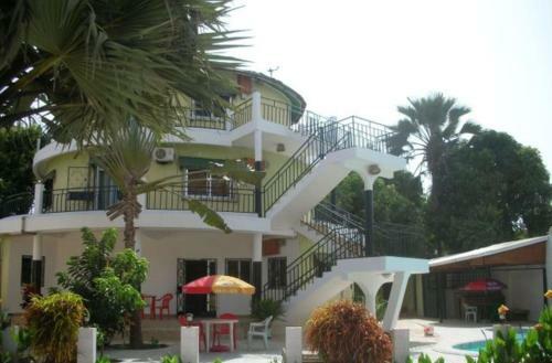 Hostal Tedugal Guest House