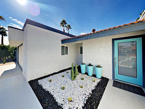 N Nogales Home Home