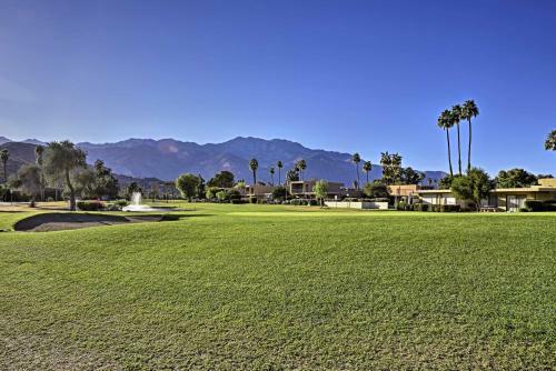 Updated Palm Springs Townhome With Pool And Golf Access