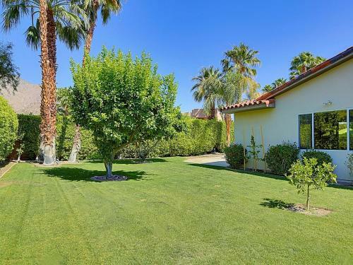 Andreas Hills Mediterranean Getaway