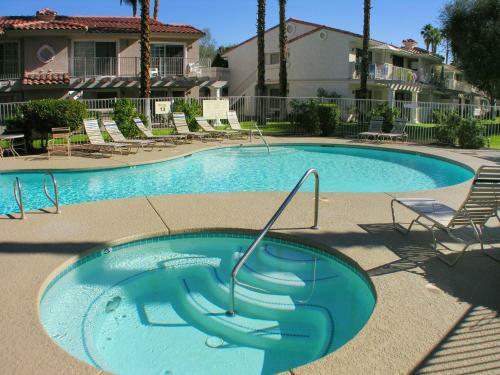 Mesquite Golf Condos By Oranj Palm