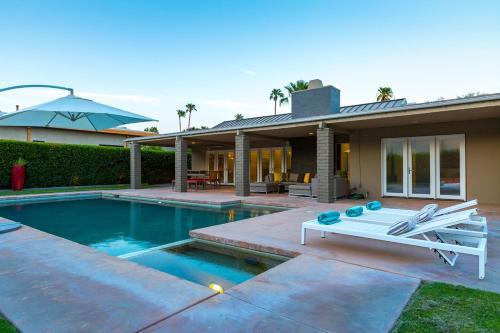 Villa Tranquilo Home