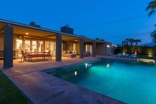 Villa Tranquilo Home