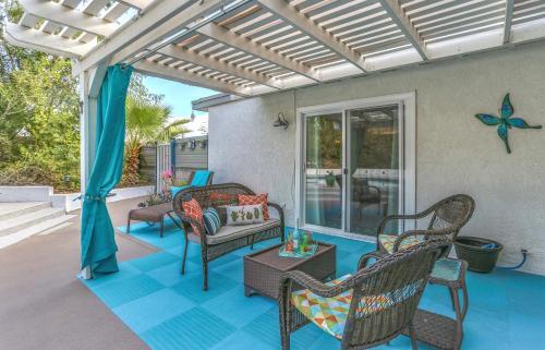 Sunny Times In Palm Springs