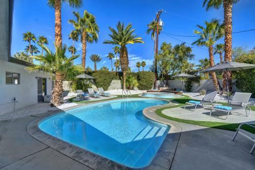 The Retro House By Oranj Palm