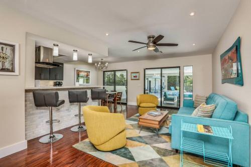 Tahquitz Modern Oasis