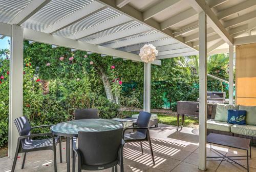 Sunny Lands Vacation Home