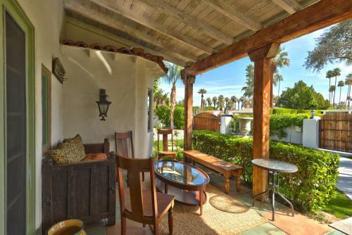 Casa de Vista Oro By Oranj Palm
