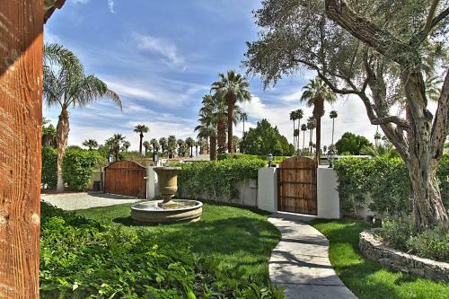 Casa de Vista Oro By Oranj Palm