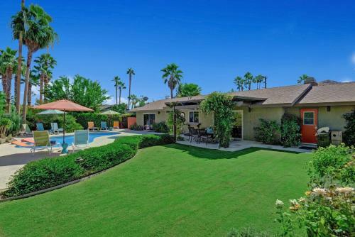 Escoba Retreat By Oranj Palm