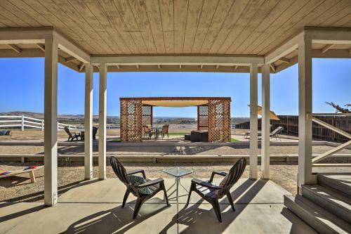 Paso Robles Cottage With Patio Overlooking Vineyards!