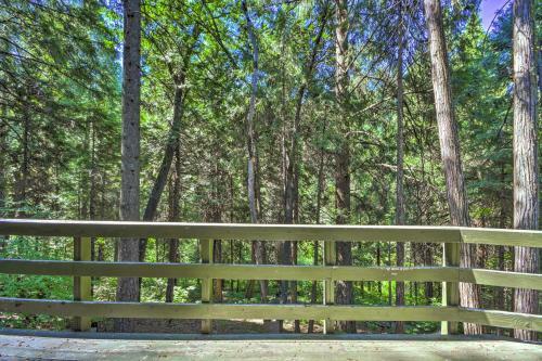 Charming A-frame Cabin About 4 Mi To Jenkinson Lake!