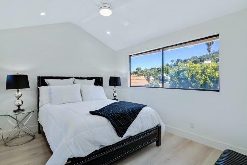 Panoramic Ocean Views - 15-minute Walk To Beach Condo