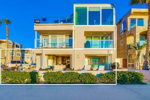 2 Floors Of Ocean Front, 2 Exclusive Patios, AC