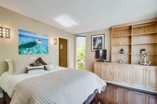 2 Sidexside Townhomes, 4 Patios, Ac, Multi Level