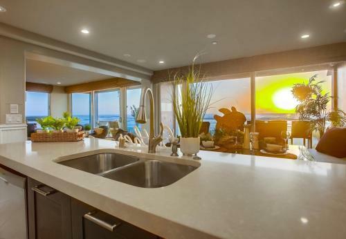 2 Combined Ocean Front Units! Exclusive Patio, Bbq, Fire Pit