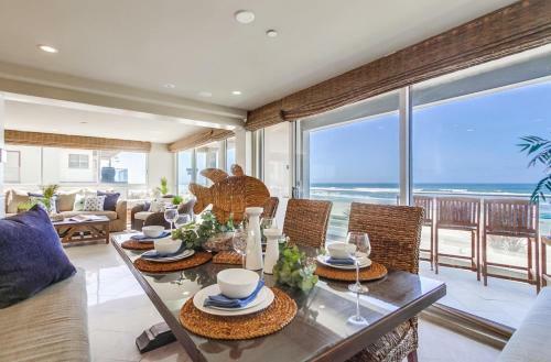 2 Combined Ocean Front Units! Exclusive Patio, Bbq, Fire Pit
