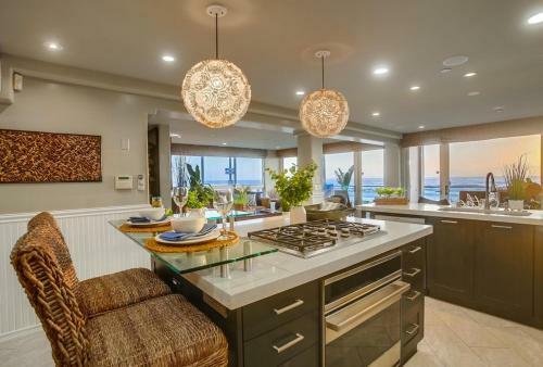 2 Combined Ocean Front Units! Exclusive Patio, Bbq, Fire Pit