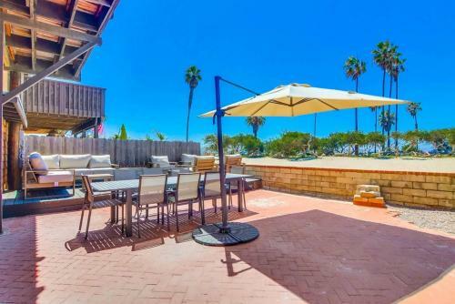 Ocean Front, 2 Levels, 2 Water View Patios, AC