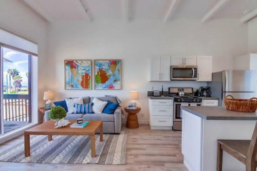 Ocean Front, 2 Levels, 2 Water View Patios, AC