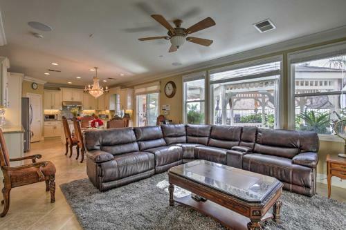 Spacious San Diego Home With Pool, Spa And Ocean Views!