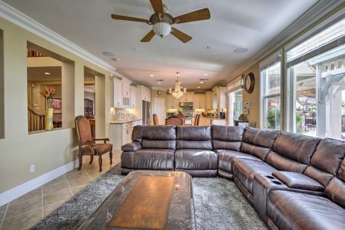 Spacious San Diego Home With Pool, Spa And Ocean Views!