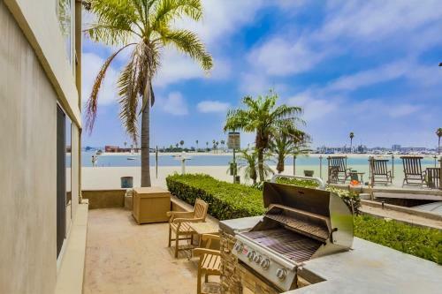 55' Water Front, Exclusive Ground Level Patio, AC