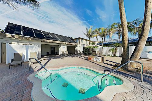 Apartamento New Listing! Oceanfront Pacific Beach Condo Condo