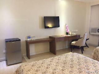 Amigo Terrace Hotel
