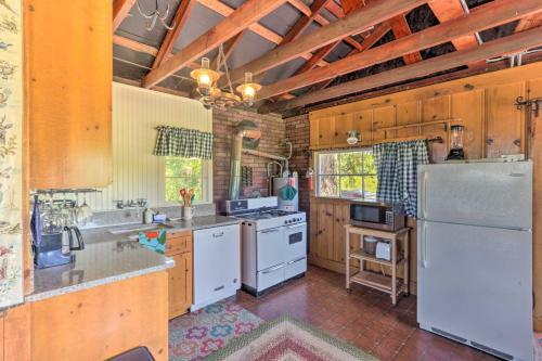 Moonview Ranch On 20 Acres In Sonoma County!