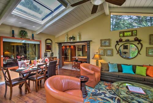 Converted Barn In Sebastopol With Private Patio!